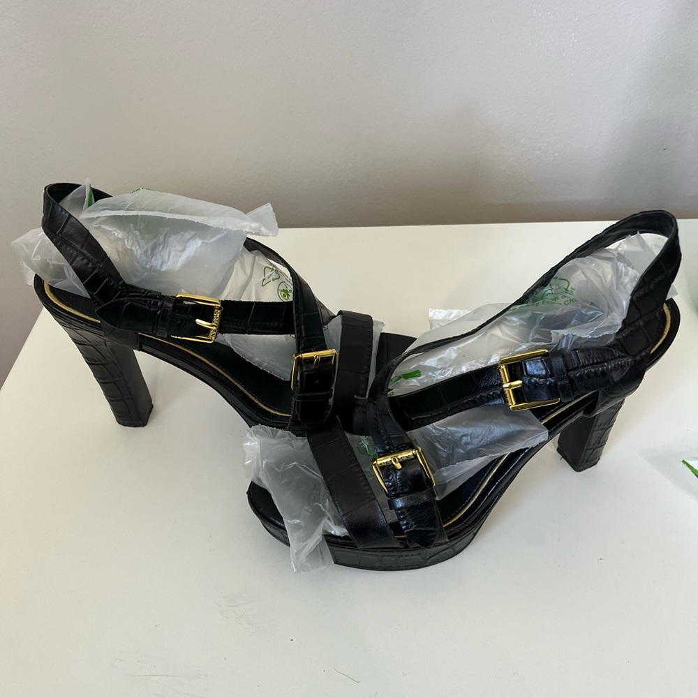 Ralph Lauren Black Croc-Embossed Leather Platform Heels with Gold Buckles - Picture 3 of 9